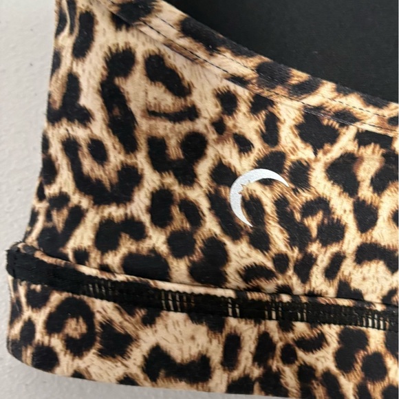 Zyia Leopard Print Bra - Picture 3 of 5